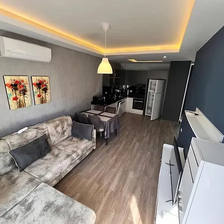 Kullanisli Huzurlu Bir Daire * ألانيا
